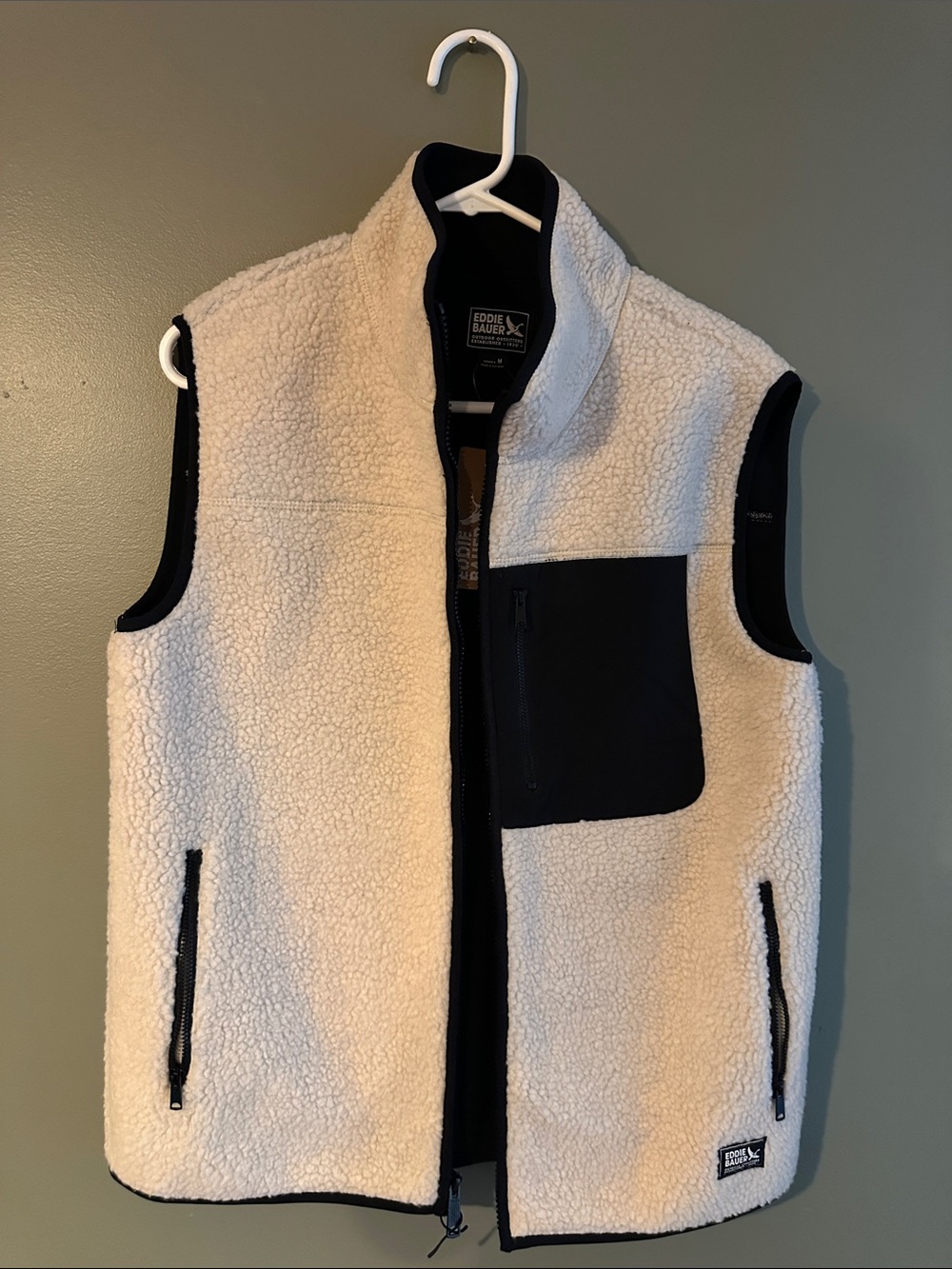 Eddie Bauer Cream Sherpa Fleece Vest with Black Chest Pocket